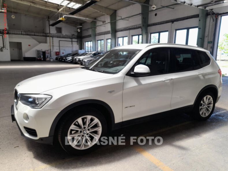 BMW X3 - hlavní foto
