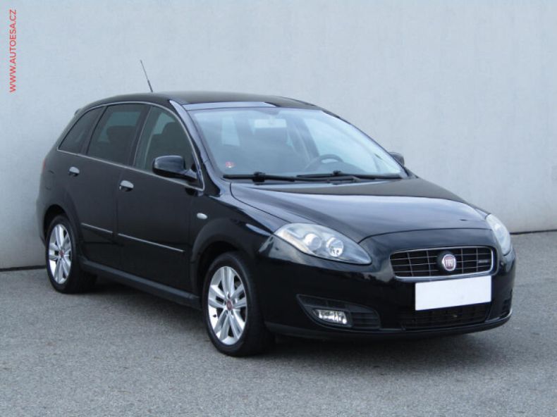Fiat Croma - hlavní foto