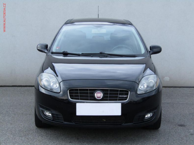 Fiat Croma - hlavní fotka