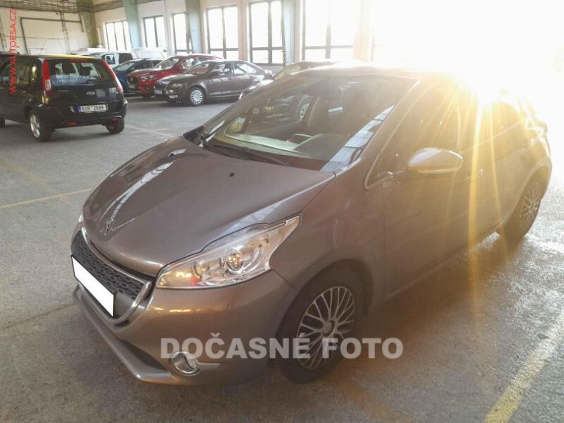 Peugeot 208 - hlavní fotka inzerátu