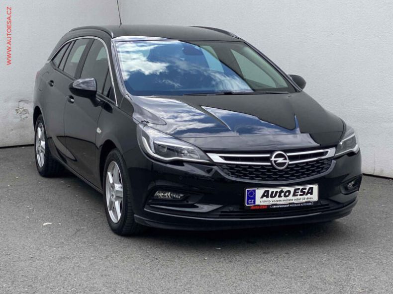 Opel Astra - hlavní fotka inzerátu