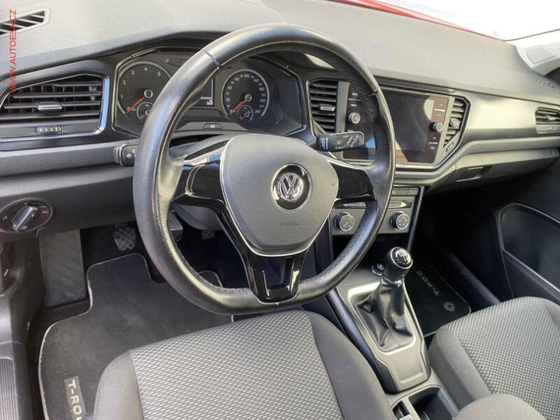Volkswagen T-Roc - hlavní fotka