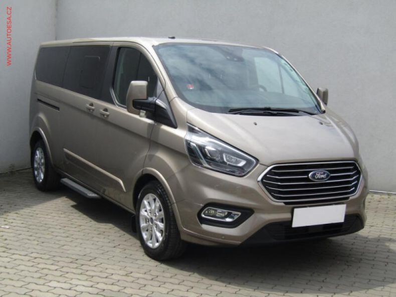 Ford Tourneo - hlavní foto