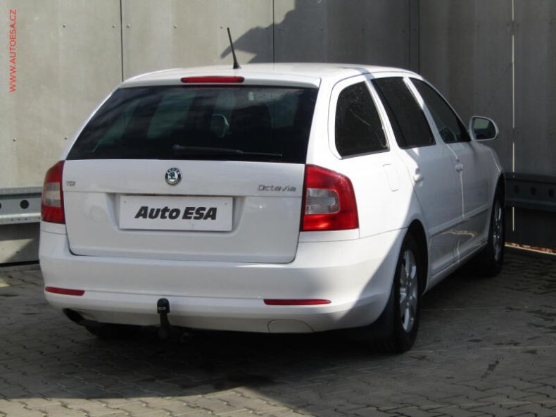 Škoda Octavia - hlavní fotka