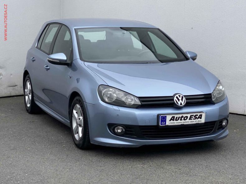 Volkswagen Golf - hlavní foto