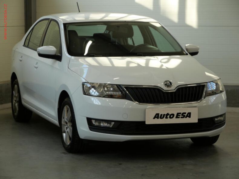 Škoda Rapid - hlavní foto