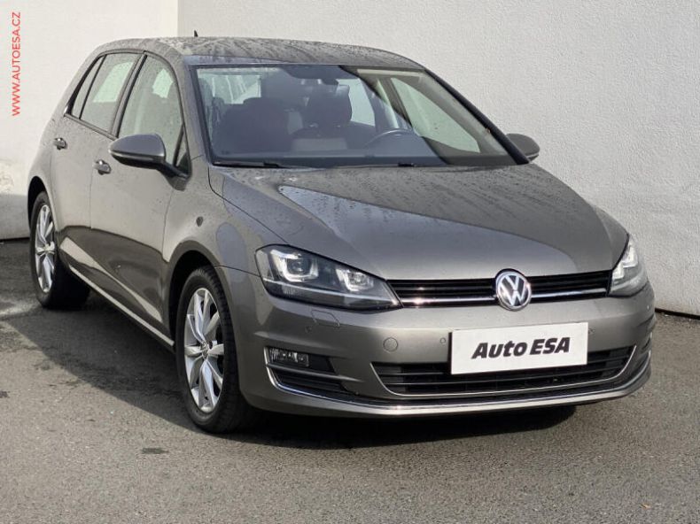 Volkswagen Golf - hlavní foto