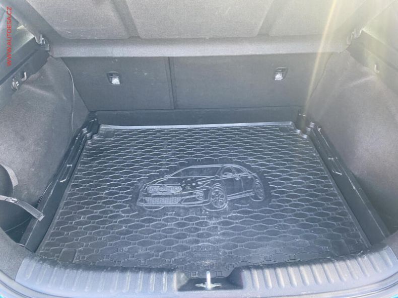 Kia XCeed - hlavní fotka