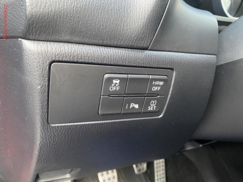 Mazda 3 - hlavní fotka