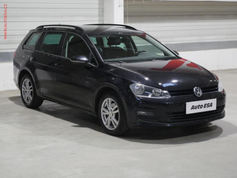 Volkswagen Golf - hlavní foto