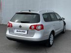 Volkswagen Passat - fotka číslo 5