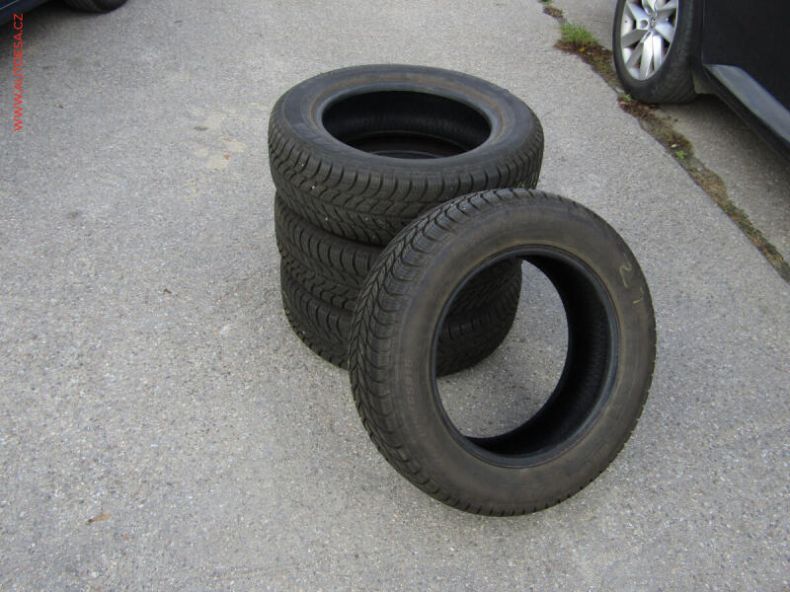 Kia Rio - hlavní fotka