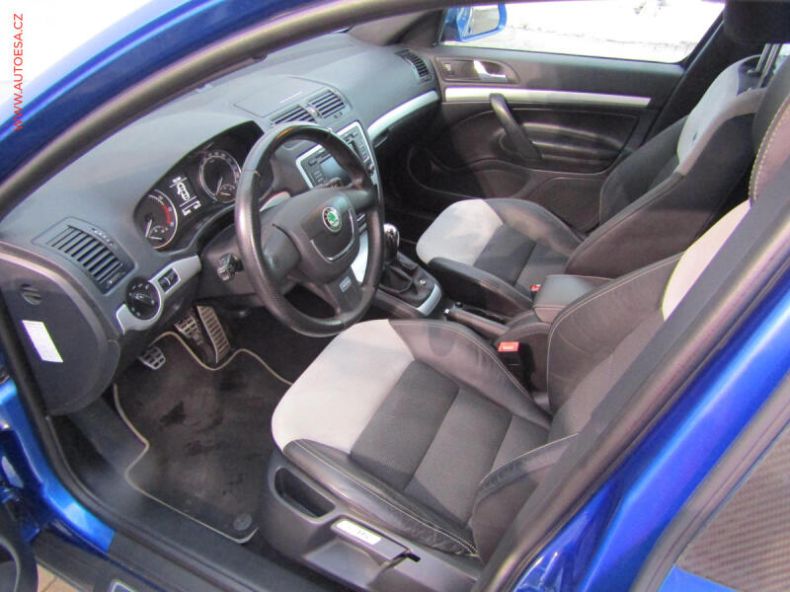 Škoda Octavia - hlavní fotka