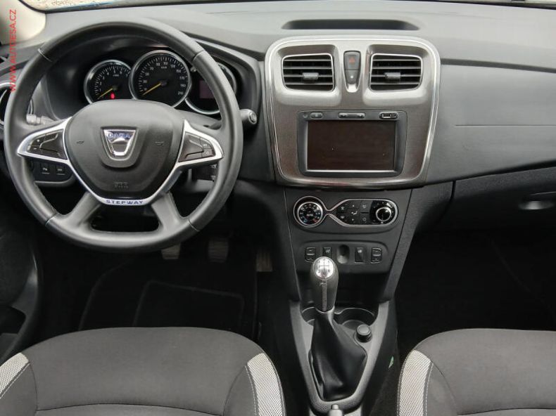 Dacia Sandero - hlavní fotka