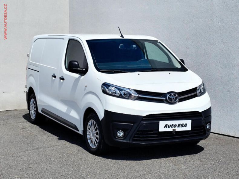 Toyota ProAce - hlavní foto