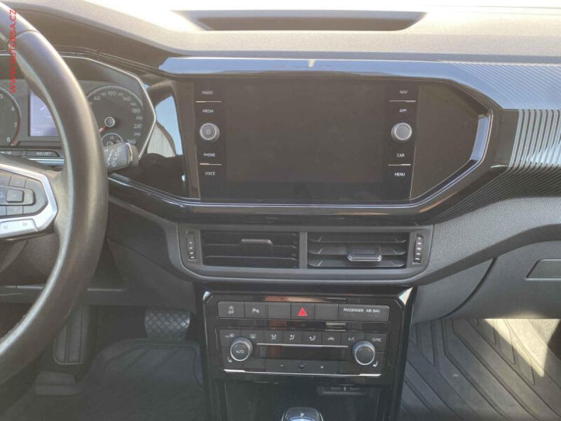 Volkswagen T-CROSS - hlavní fotka