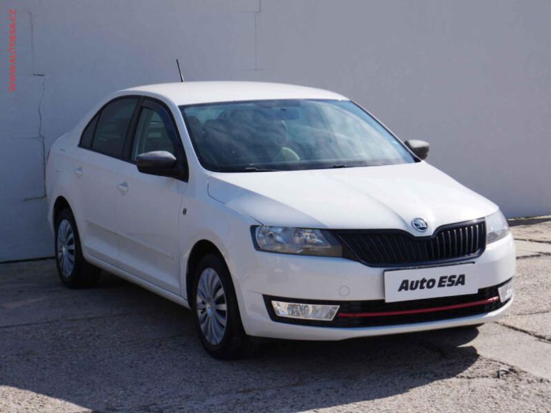 Škoda Rapid - hlavní foto
