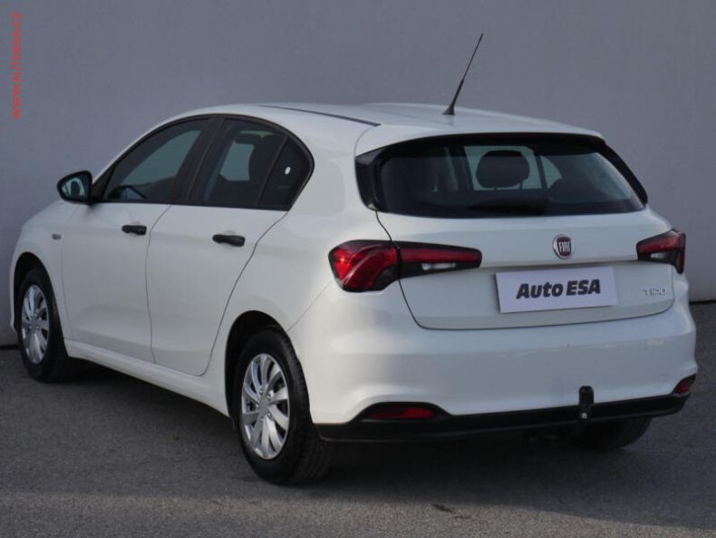 Fiat Tipo - hlavní fotka