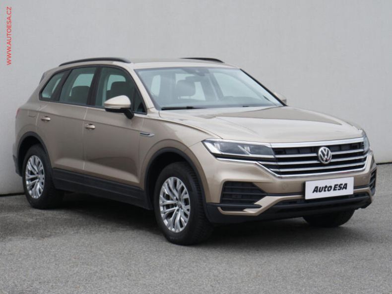 Volkswagen Touareg - hlavní fotka
