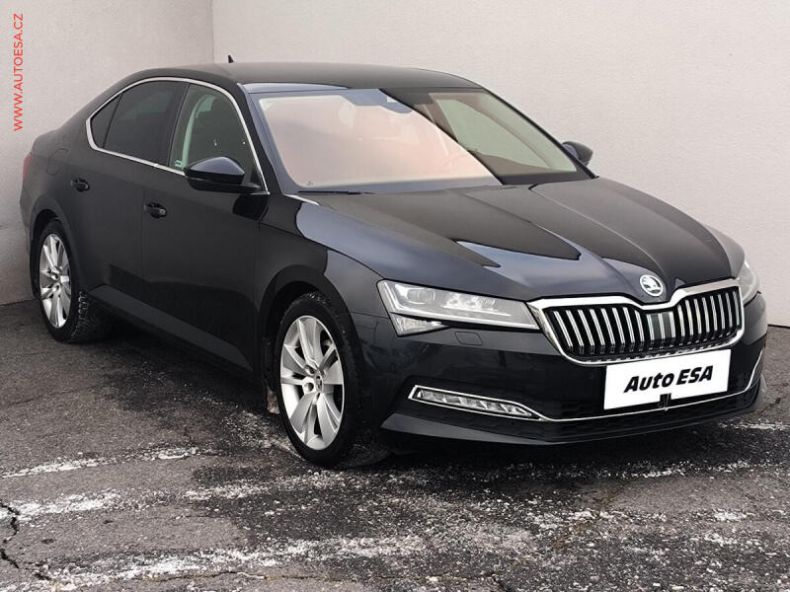Škoda Superb - hlavní foto