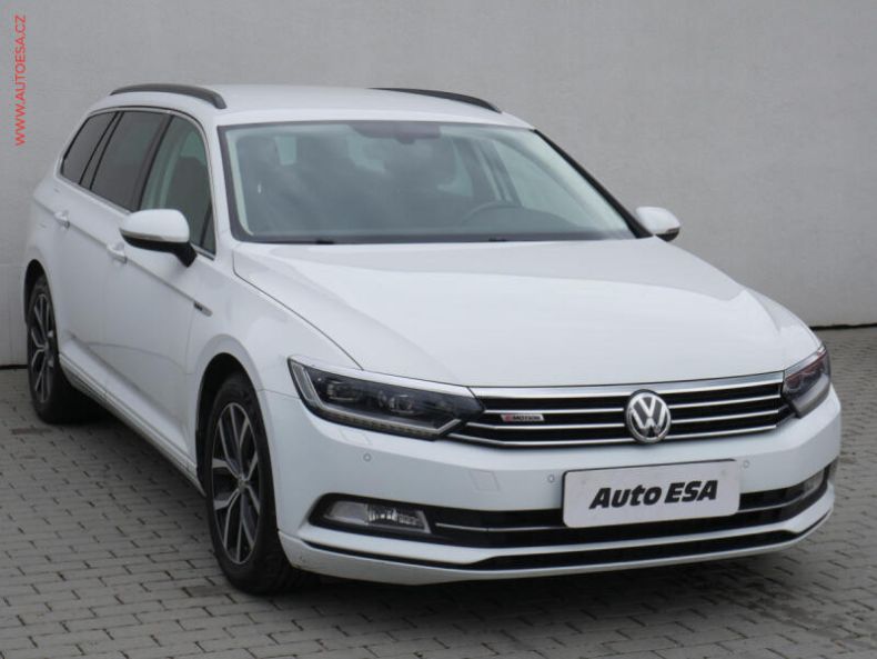 Volkswagen Passat - hlavní foto