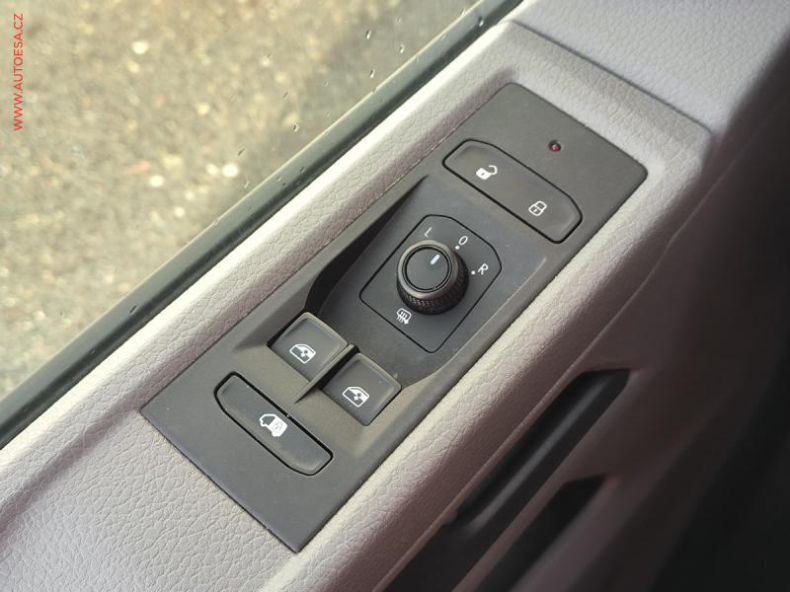 Volkswagen Transporter - hlavní fotka