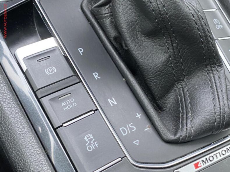 Volkswagen Tiguan - hlavní fotka