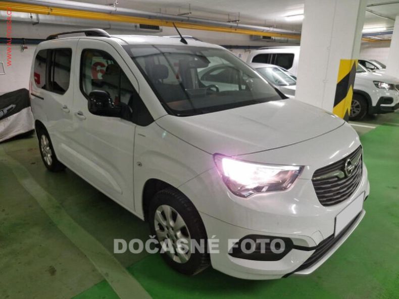 Opel Combo - hlavní foto