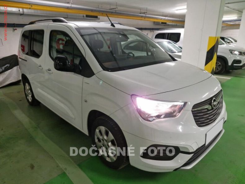 Opel Combo - hlavní foto