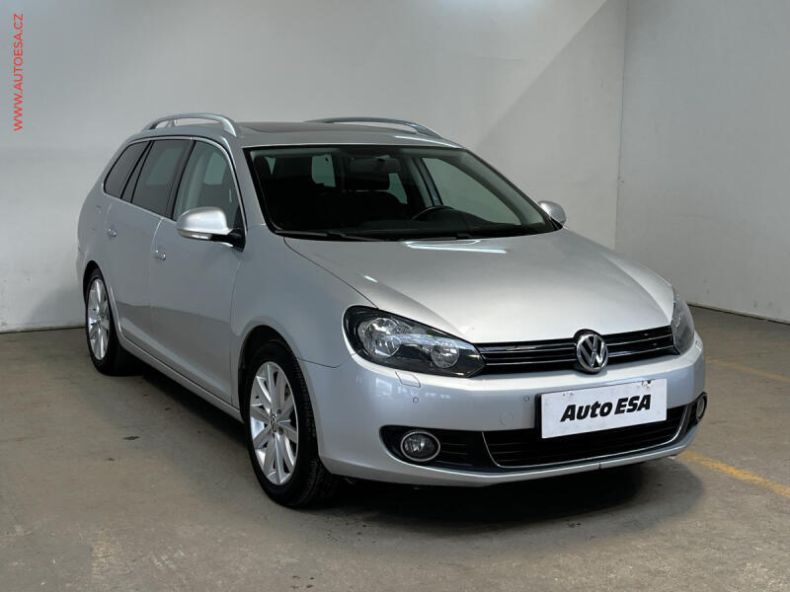 Volkswagen Golf - hlavní foto