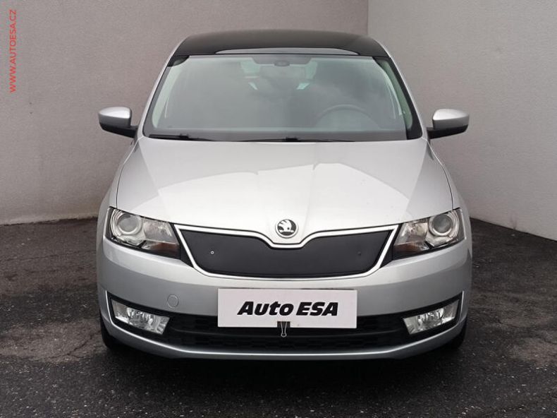 Škoda Rapid - hlavní fotka
