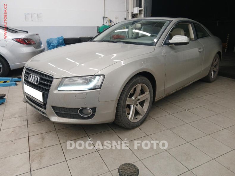 Audi A5 - hlavní foto