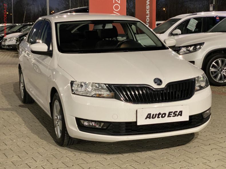 Škoda Rapid - hlavní foto