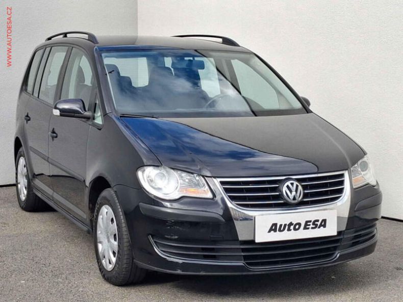 Volkswagen Touran - hlavní fotka inzerátu