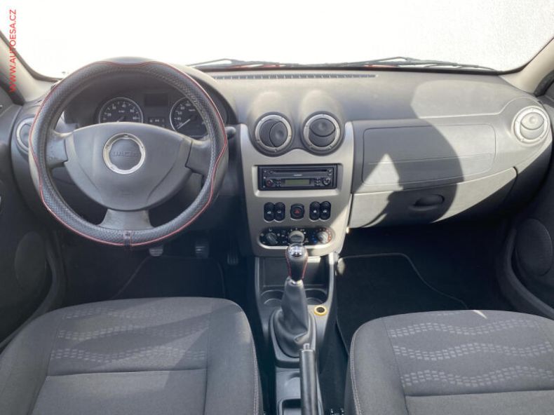Dacia Sandero - hlavní fotka