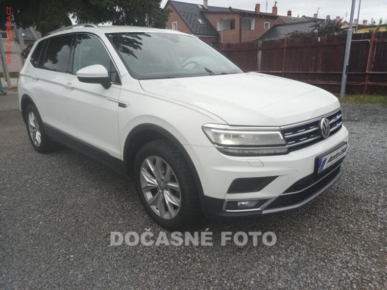Volkswagen Tiguan - hlavní foto