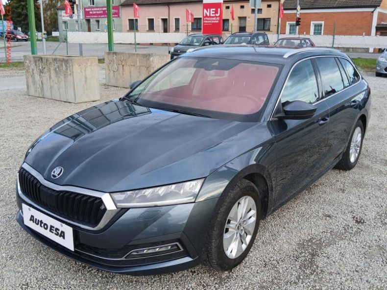 Škoda Octavia - hlavní fotka