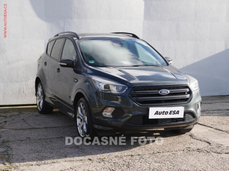 Ford Kuga - hlavní foto