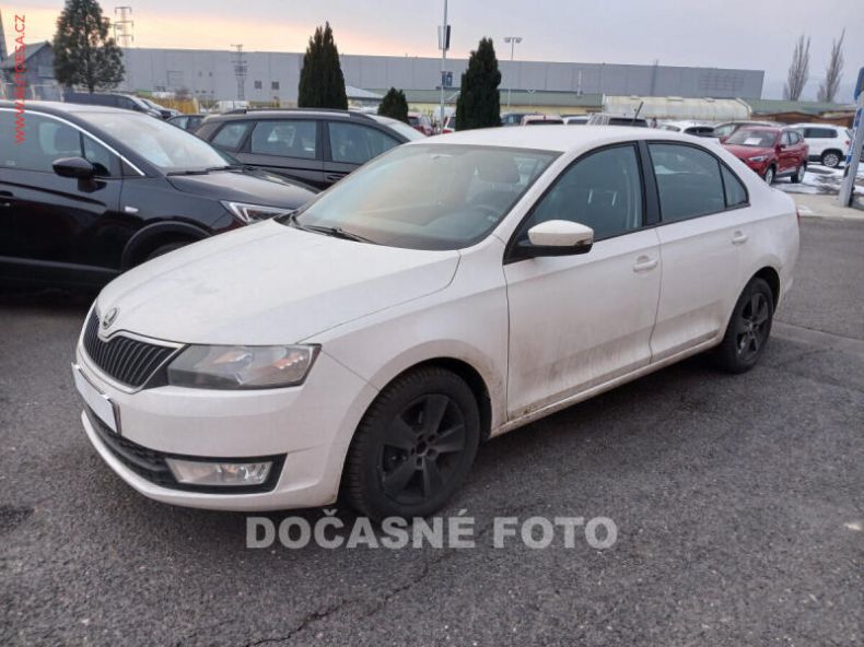 Škoda Rapid - hlavní foto