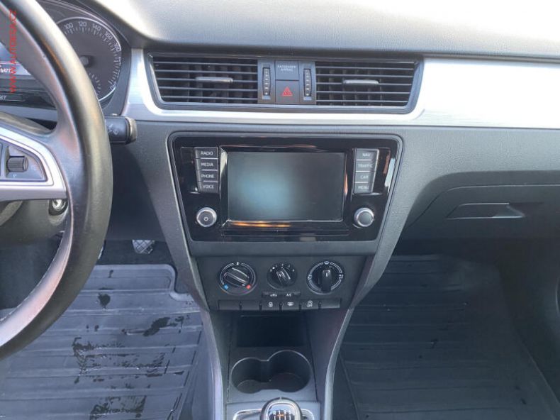 Škoda Rapid - hlavní fotka