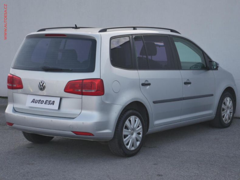 Volkswagen Touran - hlavní fotka