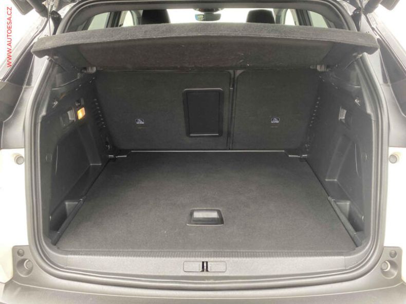 Peugeot 3008 - hlavní fotka