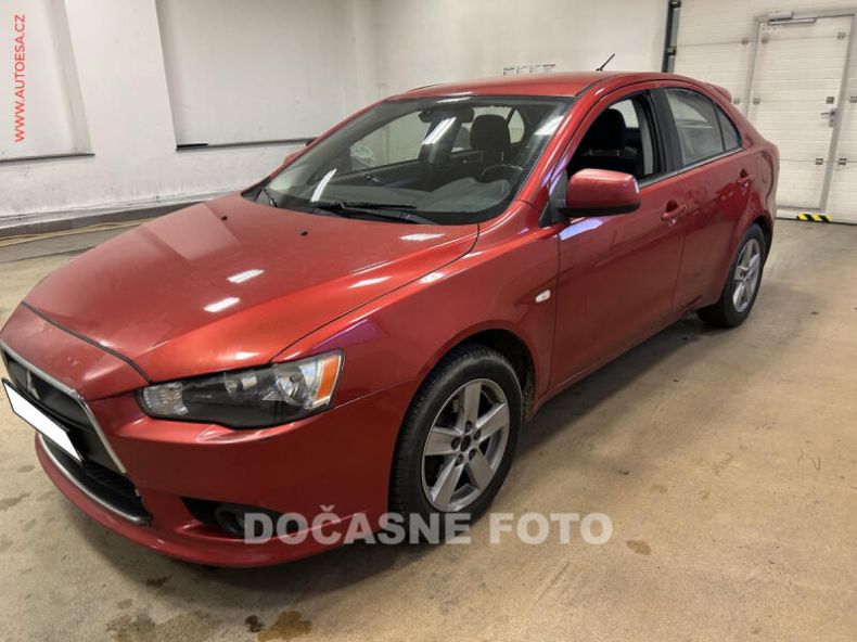 Mitsubishi Lancer - hlavní foto