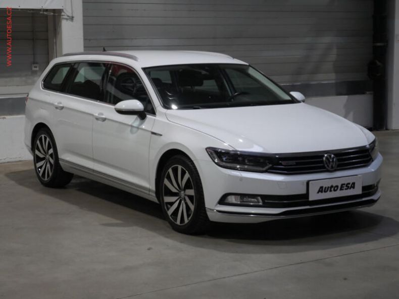 Volkswagen Passat - hlavní fotka inzerátu
