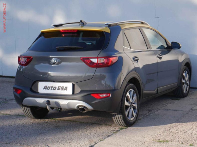 Kia Stonic - hlavní fotka