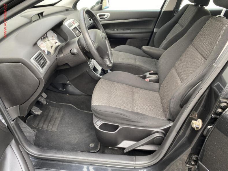 Peugeot 307 - hlavní fotka