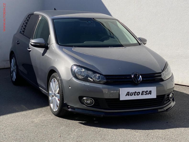 Volkswagen Golf - hlavní fotka inzerátu