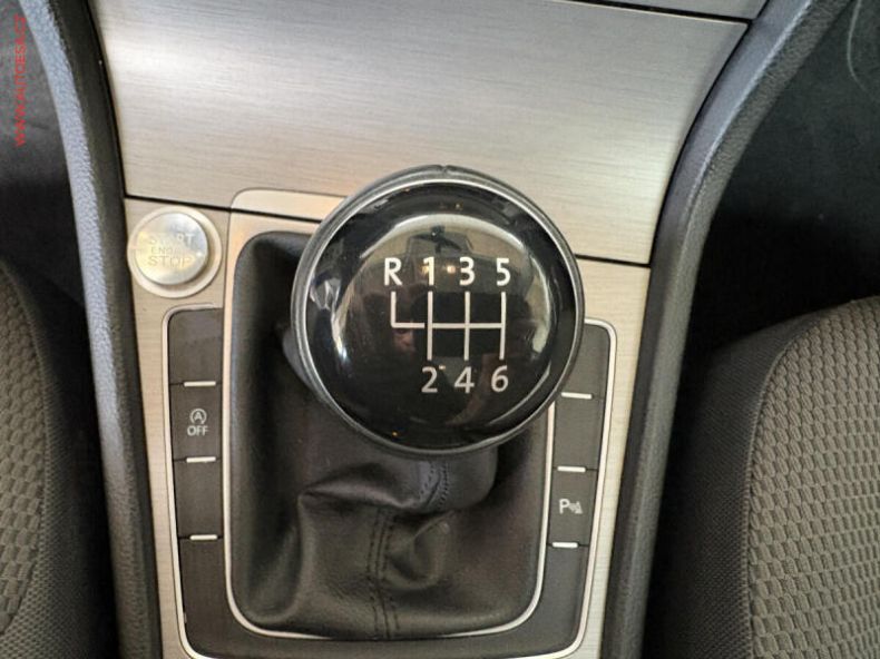 Volkswagen Golf - hlavní fotka