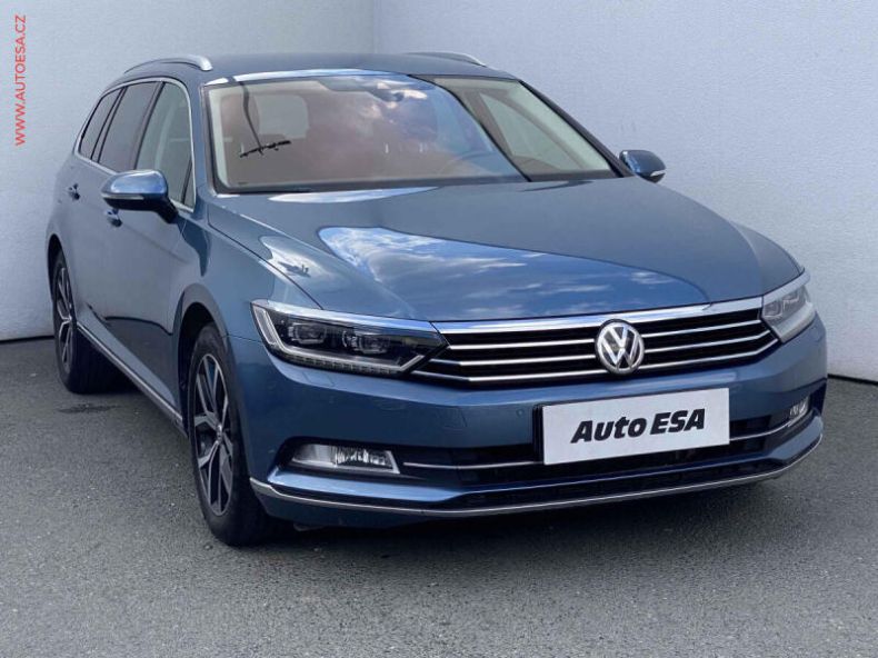 Volkswagen Passat - hlavní foto