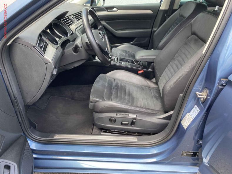 Volkswagen Passat - hlavní fotka